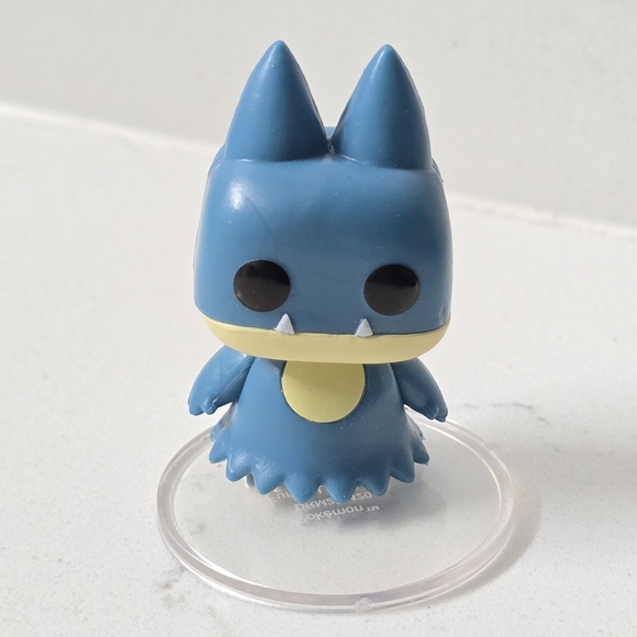 Display Box & 2023 Pokemon Funko Holiday Calendar 1.5 Inch Mini Pop - Picture 4 of 9